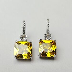 Elegant Dangle Earrings-Citrine and Silver (NWOT)